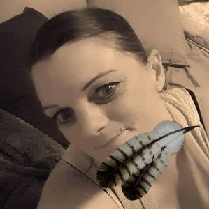 Meet your Posher, Cynthia